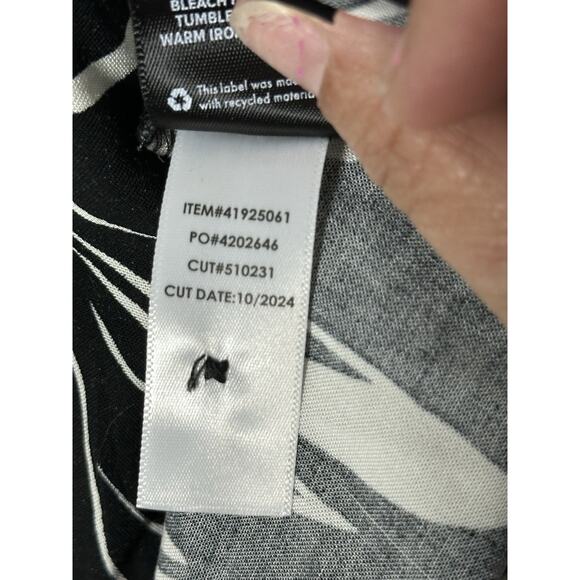 New! TORRID 0 Womens Harper Challis Pullover Tunic Black White Tropical Resort - Picture 9 of 11